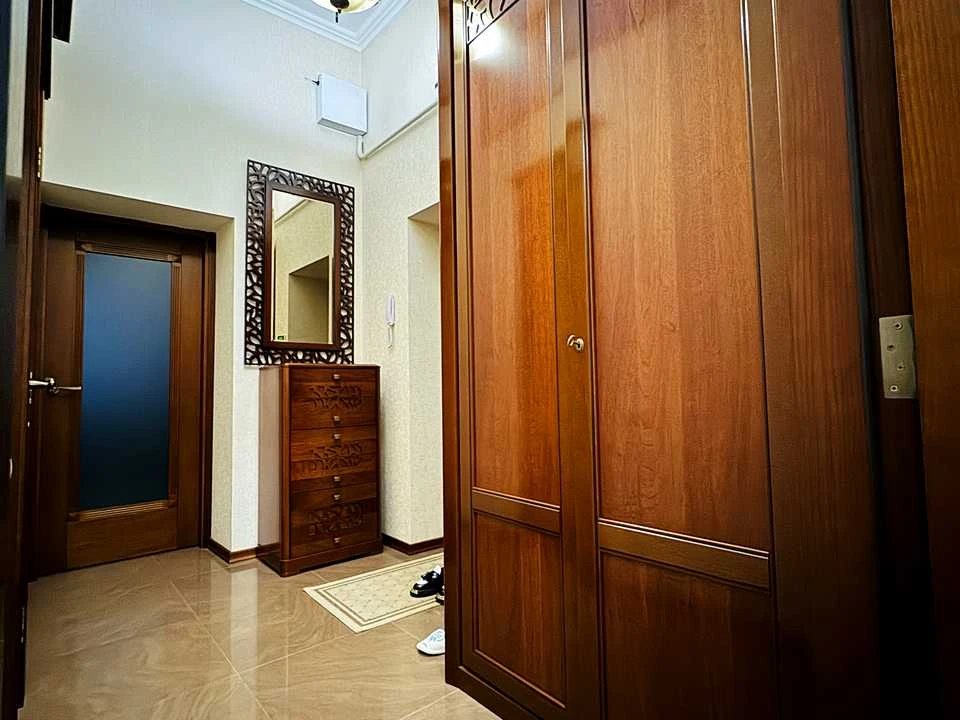 Квартира. Львів, Гетьмана Петра Дорошенка вул. (Жовтнева)