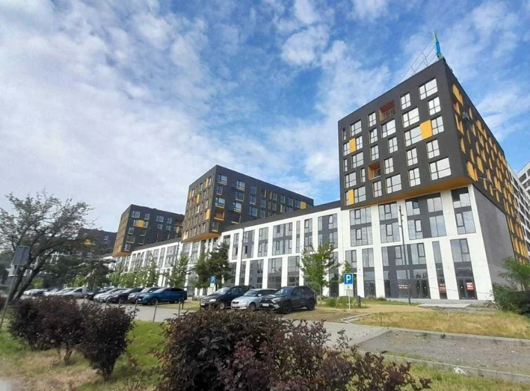 Продаж 2 кім квартира по вул Б.Хмельницького 207, Львів.