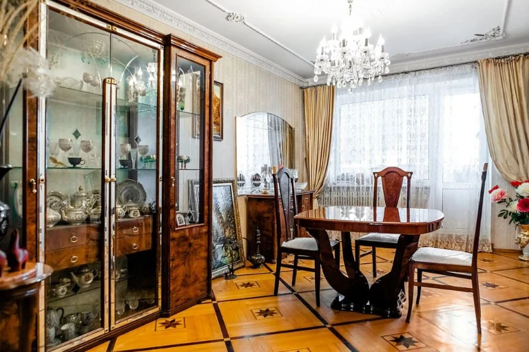 Продам 4 квартиру площею 88 м² біля метро Холодна Гора