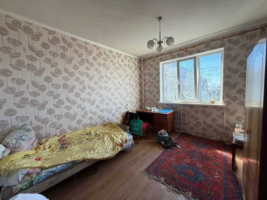Продажа просторной 72 м2 3-комнатной квартиры, Конный рынок,
