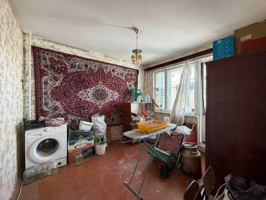 Продажа просторной 72 м2 3-комнатной квартиры, Конный рынок,