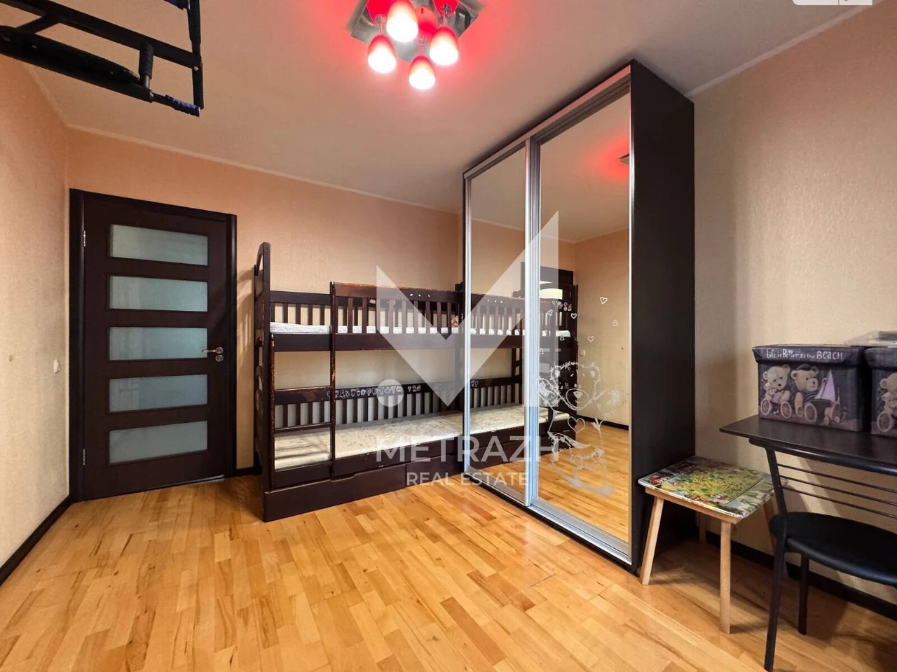 Продаж Квартира Нові Дома