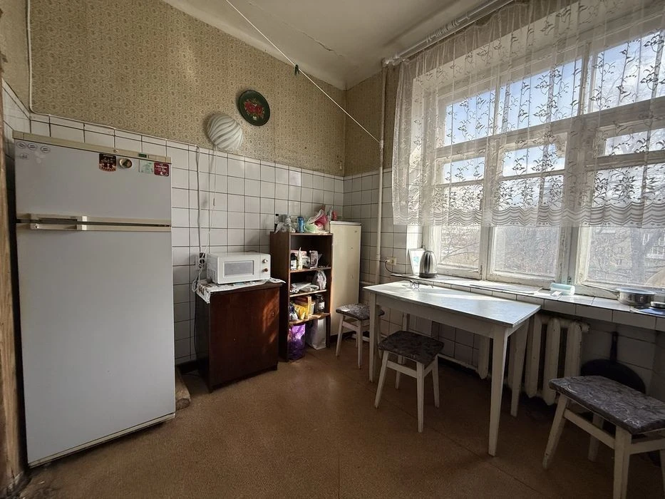 Apartment for sale 2 rooms, Mikhnovsky Blvd. 7 (Zvirynetska/L