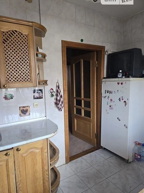 Продаж 1к квартири 33 кв. м на просп. Петра Григоренка 41 •