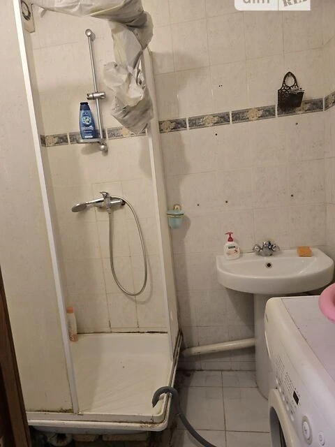 Продаж 1к квартири 33 кв. м на просп. Петра Григоренка 41 •