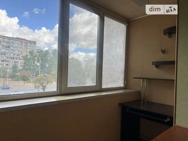 Продаж 3к квартири 72 кв. м на вул. Сержа Лифаря 9/61 • ID 3