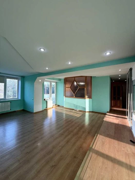 Продам 3к квартиру, 117кв.м, 4/5 пов, цегла, котел, р-н Парк