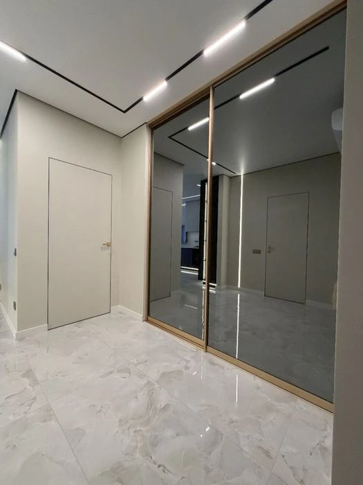 Продам новеньку квартиру 45 м² з меблями та технікою | ЖК Ща