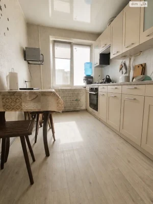Продаж Квартира Червоний Камінь