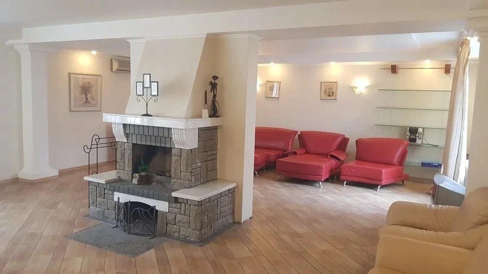 Оренда будинку 500 м², 22-а Садова вул.