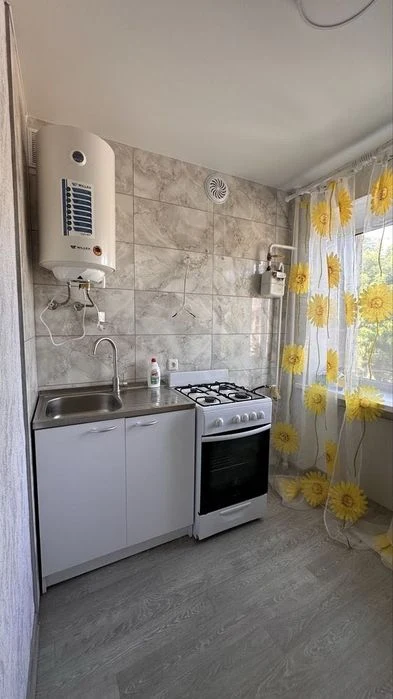Продам 2к квартиру ул Леси Украинки пр. 57