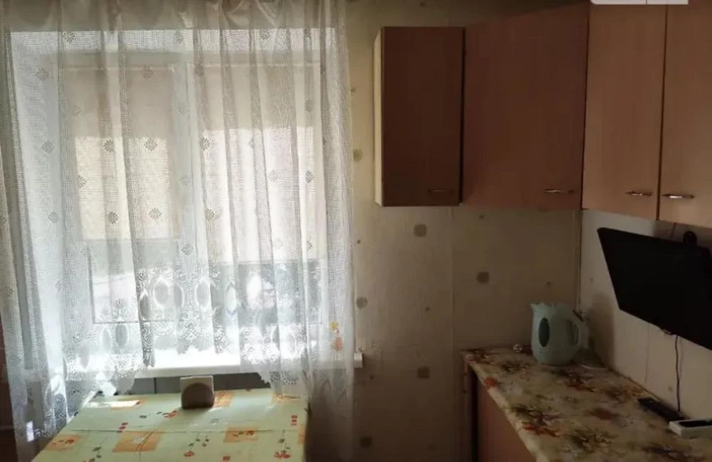Продам 3к 72 м² | 12 квартал | Гладкова 12 | 2 этаж | Рядом