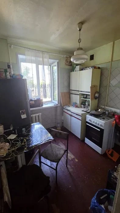 Продам 2к 44 м² | пр. Олександра Поля | 2/5 | Цегла | ОСББ |