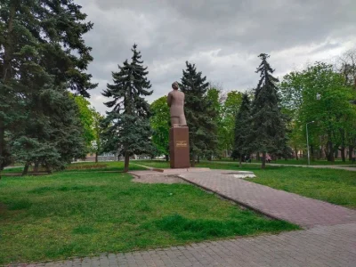 URGENT! It is possible according to the programs! 1-room apartment near the Park