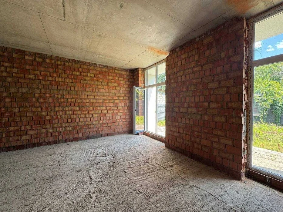 Продам якісний будинок в Києві | 165 м2 | 3 сотки | газ і вл