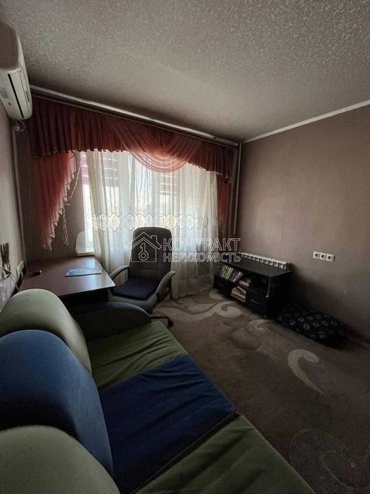 Ideal for a start-up or rental! Bright studio apartment in Nemyshlyansk