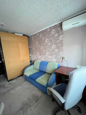 Ideal for a start-up or rental! Bright studio apartment in Nemyshlyansk