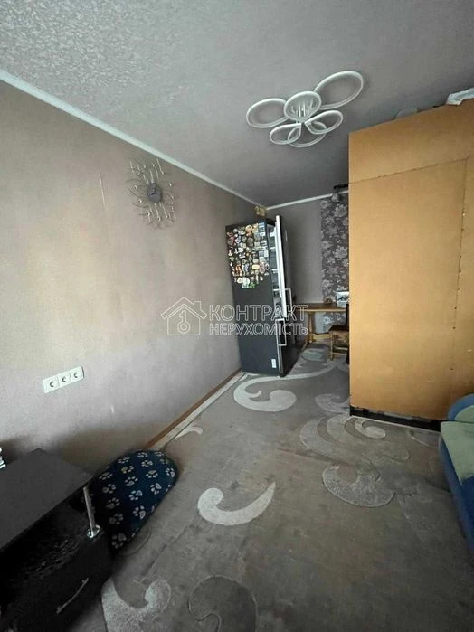 Ideal for a start-up or rental! Bright studio apartment in Nemyshlyansk