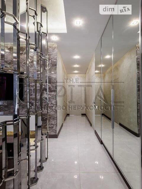Sale of 2-room apartment 82 sq. m on Lesi Ukrainky Blvd. 7V • ID 34