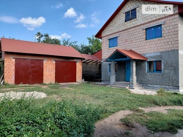 Продаж 2 поверхового будинку з ділянкою на 12 соток, 135 кв.
