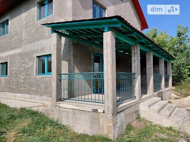 Продаж 2 поверхового будинку з ділянкою на 12 соток, 135 кв.