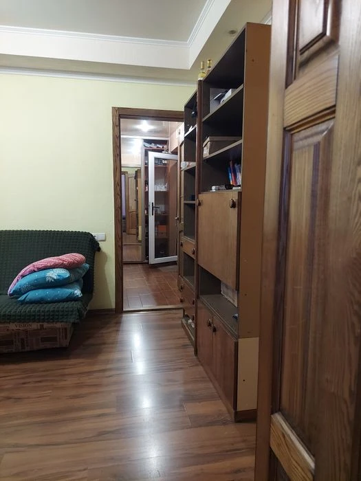 2 комн.кв. пл.Фестивальная ремонт,мебель 28000у.е.
