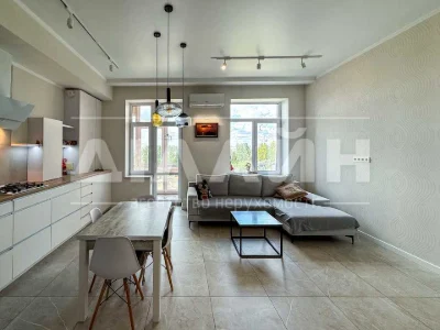 Apartment. Zaporizhzhia, Metallurgiv Ave.