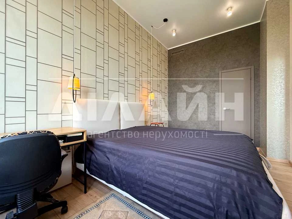 Apartment. Zaporizhzhia, Metallurgiv Ave.