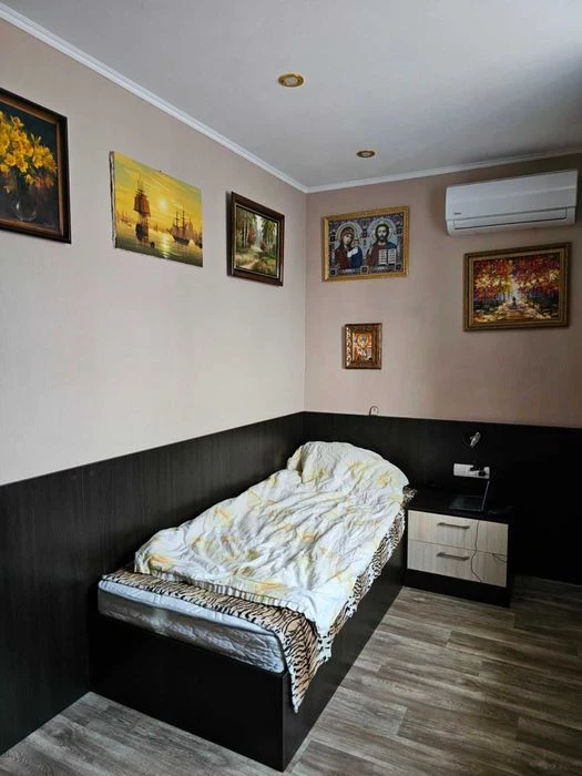 Продам будинок в Одинківці, вул.Трояндова, 20 хвилин до цент