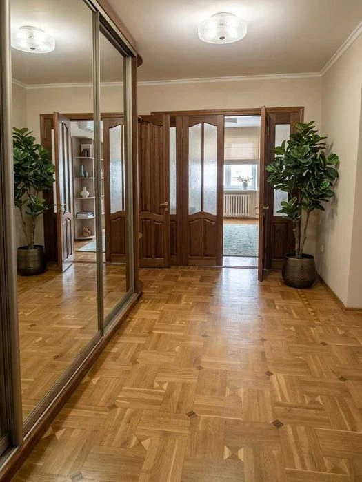 Продаж квартири на вул. Тенистій 15, у народі "Титанік", заг