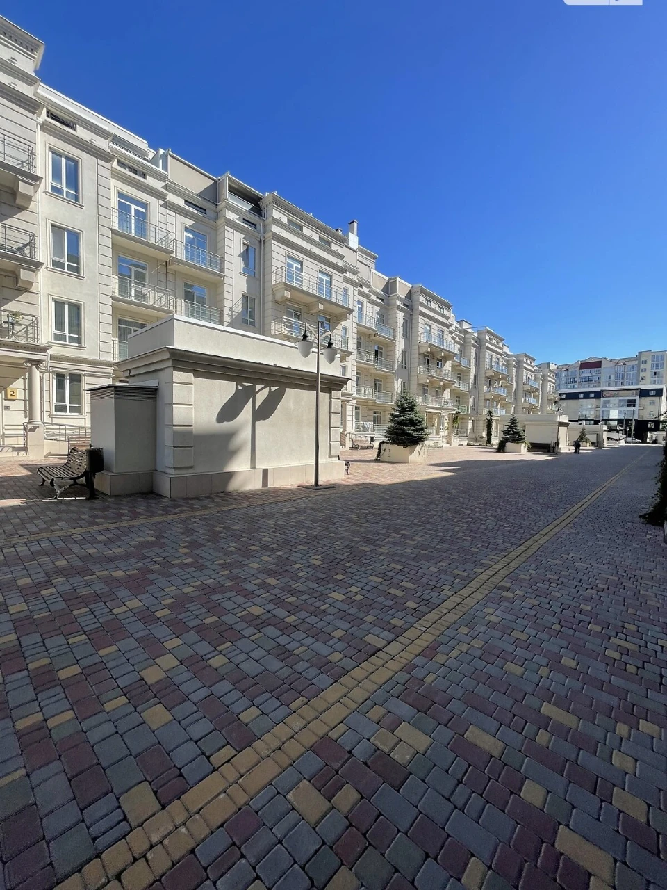 Продаж Квартира Середній Фонтан