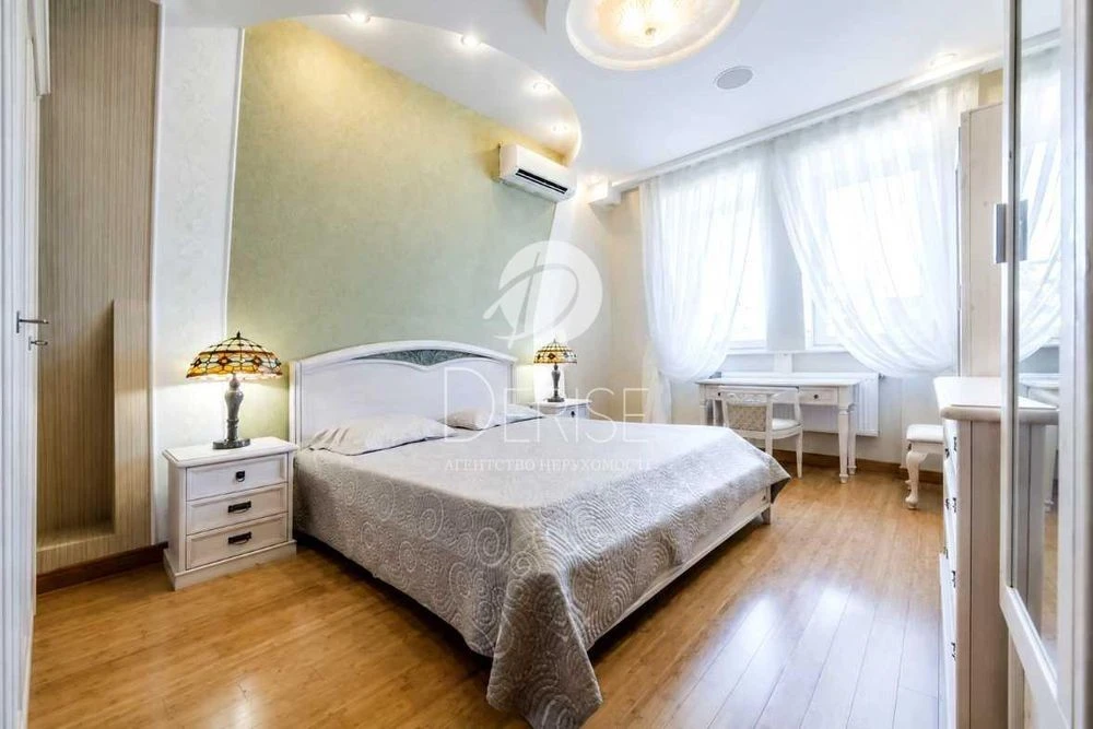 #15161 3K-Sale Holosiivskyi Demiivka Prospect Holosiivsk