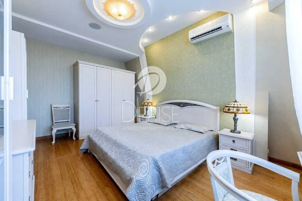 #15161 3K-Sale Holosiivskyi Demiivka Prospect Holosiivsk
