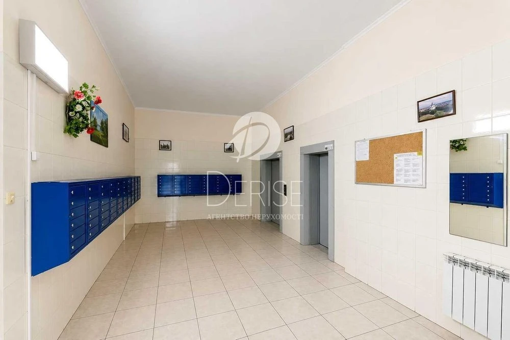 #15161 3K-Sale Holosiivskyi Demiivka Prospect Holosiivsk