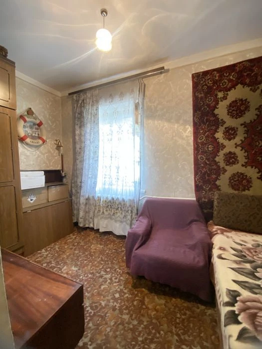 Срочная продажа, 10 станция Фонтана