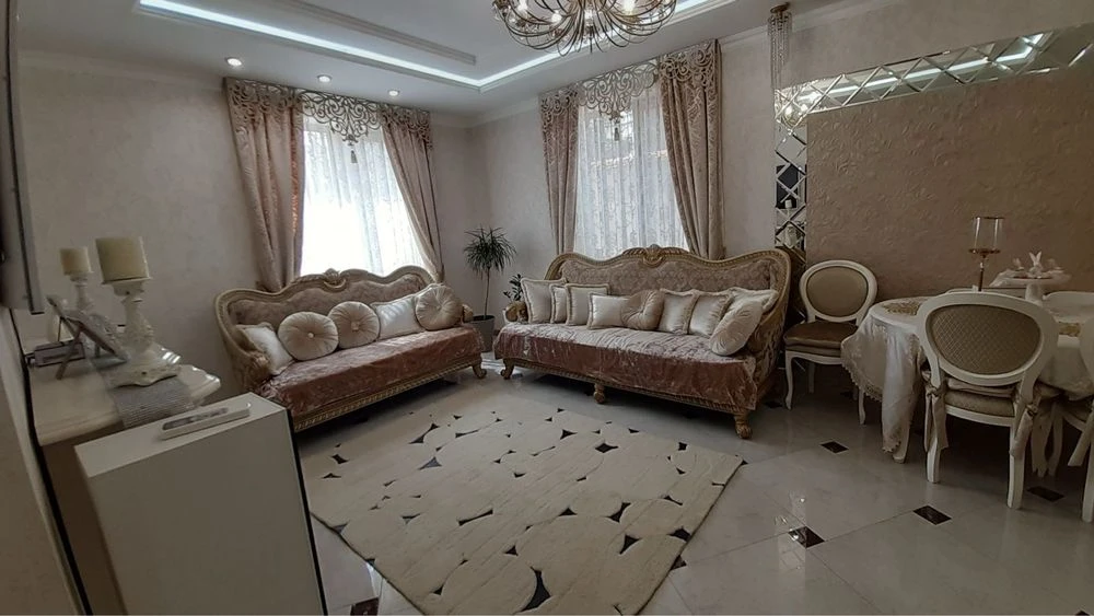 В продаже роскошный 2х этажный дом в районе Вузовского.