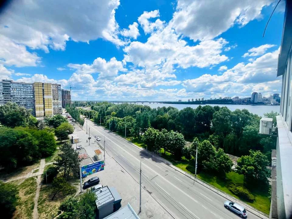 Квартира. Днепр, Солнечная Набережная ул. (Маршала Малиновск
