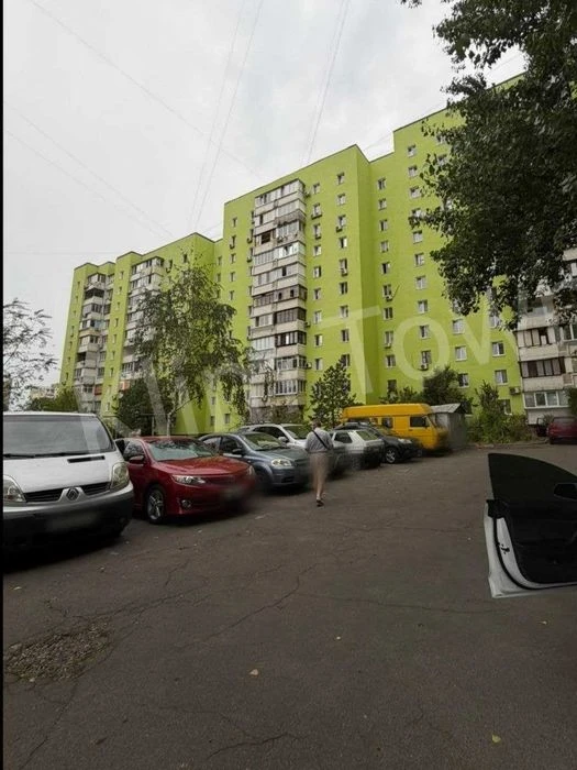 Продаж 2 кімнатної квартири вул. Миколи Лаврухіна, 7