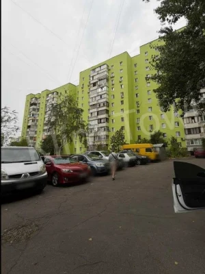 Продаж 2 кімнатної квартири вул. Миколи Лаврухіна, 7