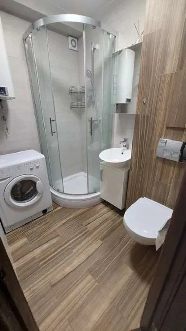 Продаж 1к квартири 31.5 кв. м на вул. Івана Миколайчука 13 •