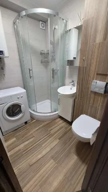 Продаж 1к квартири 31.5 кв. м на вул. Івана Миколайчука 13 •