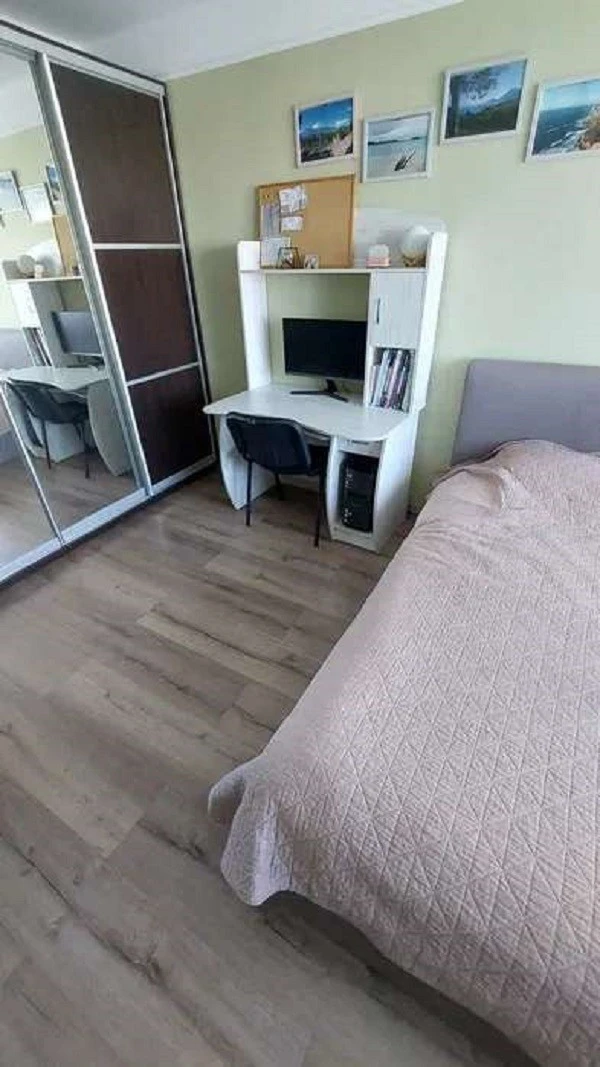 Продаж 1к квартири 31.5 кв. м на вул. Івана Миколайчука 13 •