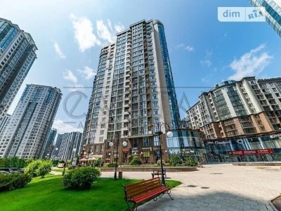 Продаж 4к квартири 132 кв. м на вул. Андрія Верхогляда 5 • I