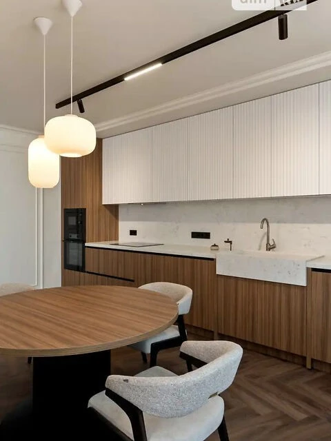 Продаж 3к квартири 82 кв. м на вул. Причальна 12 • ID 348456