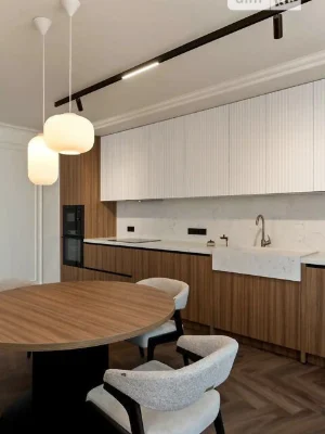 Продаж 3к квартири 82 кв. м на вул. Причальна 12 • ID 348456