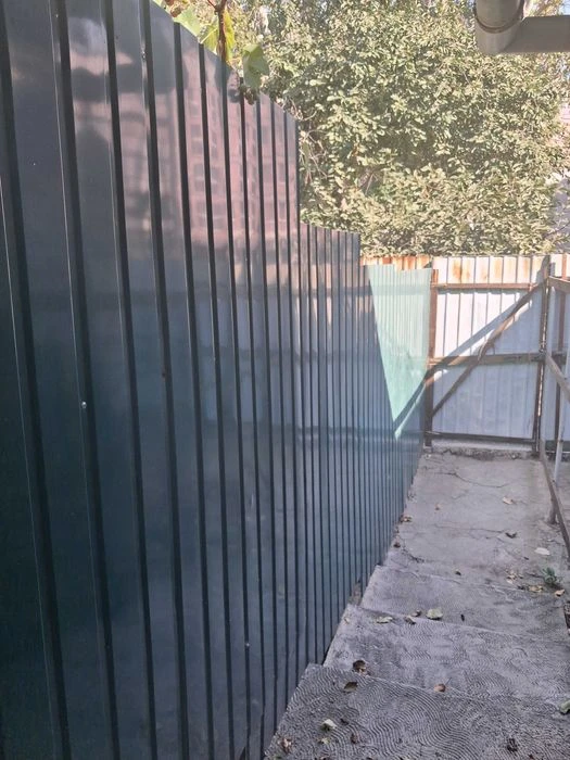 Продаж частини будинку Космос Радіо
