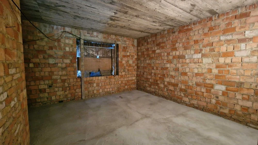 Продається Будинок 195 м², 5 кімнат, 6 соток — Жучка / Хотин