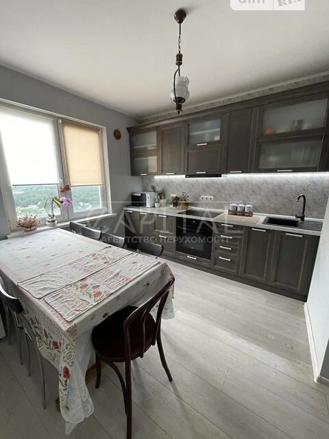 Продаж 2к квартири 67 кв. м на вул. Климента Квітки 1А • ID