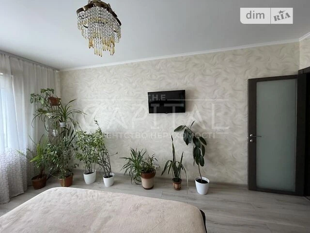 Продаж 2к квартири 67 кв. м на вул. Климента Квітки 1А • ID