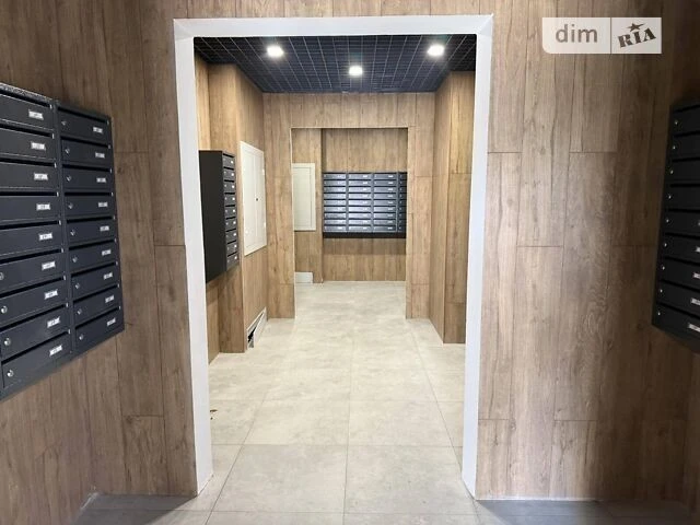 Продаж 1к квартири 47 кв. м на вул. Сім'ї Кульженків 21 • ID